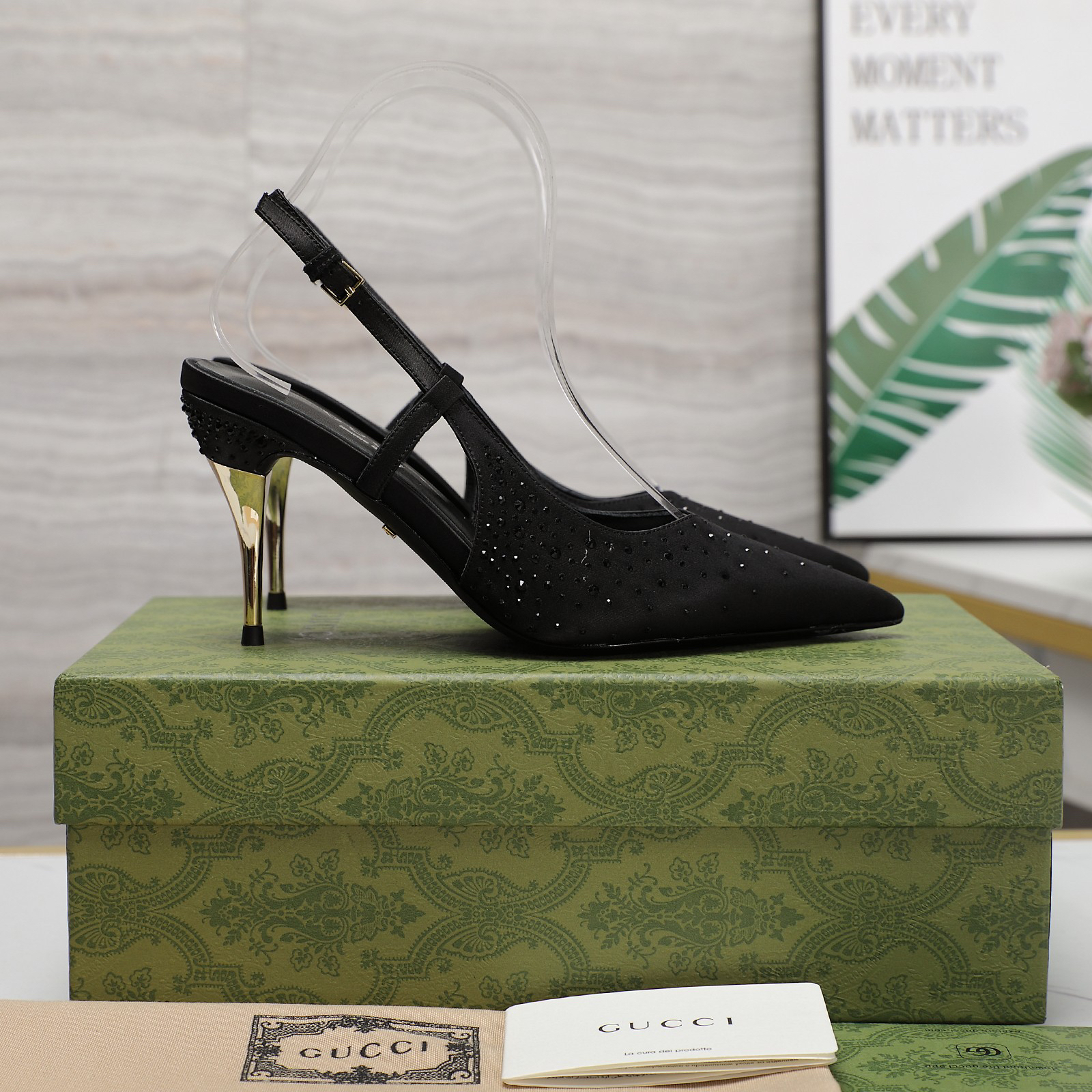 GUCCI-Pointed single shoe