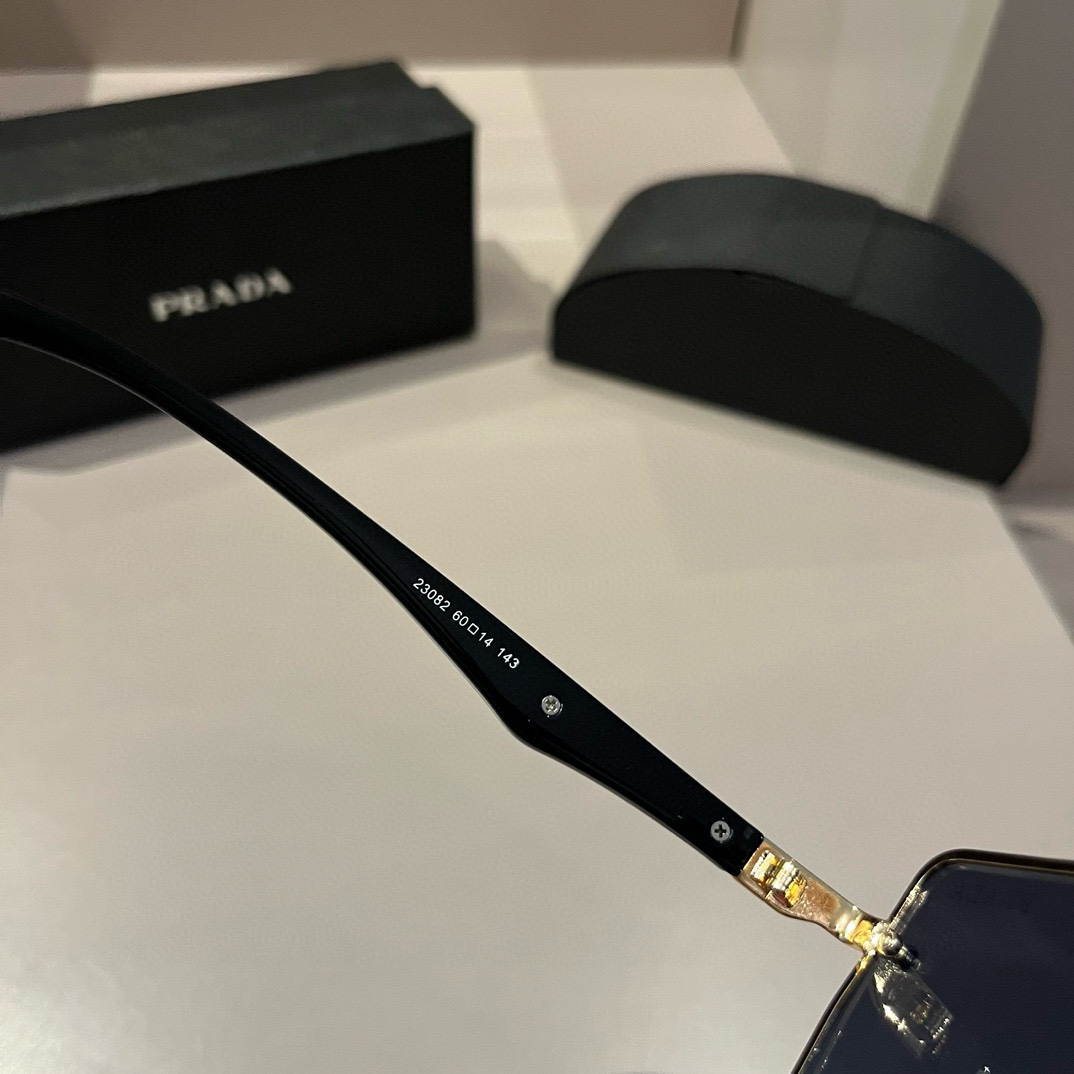 Prada-Versatile Men's Large Box Sunglasses