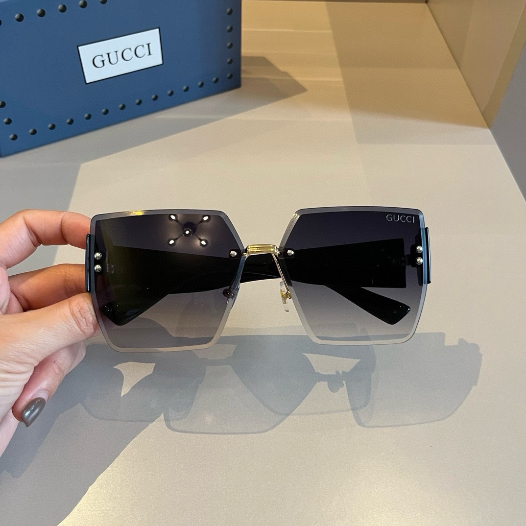 Gucci-unisex large boxy fashion sunglasses