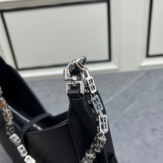 Givenchy-Hollow Out Hardware Chain Handbag