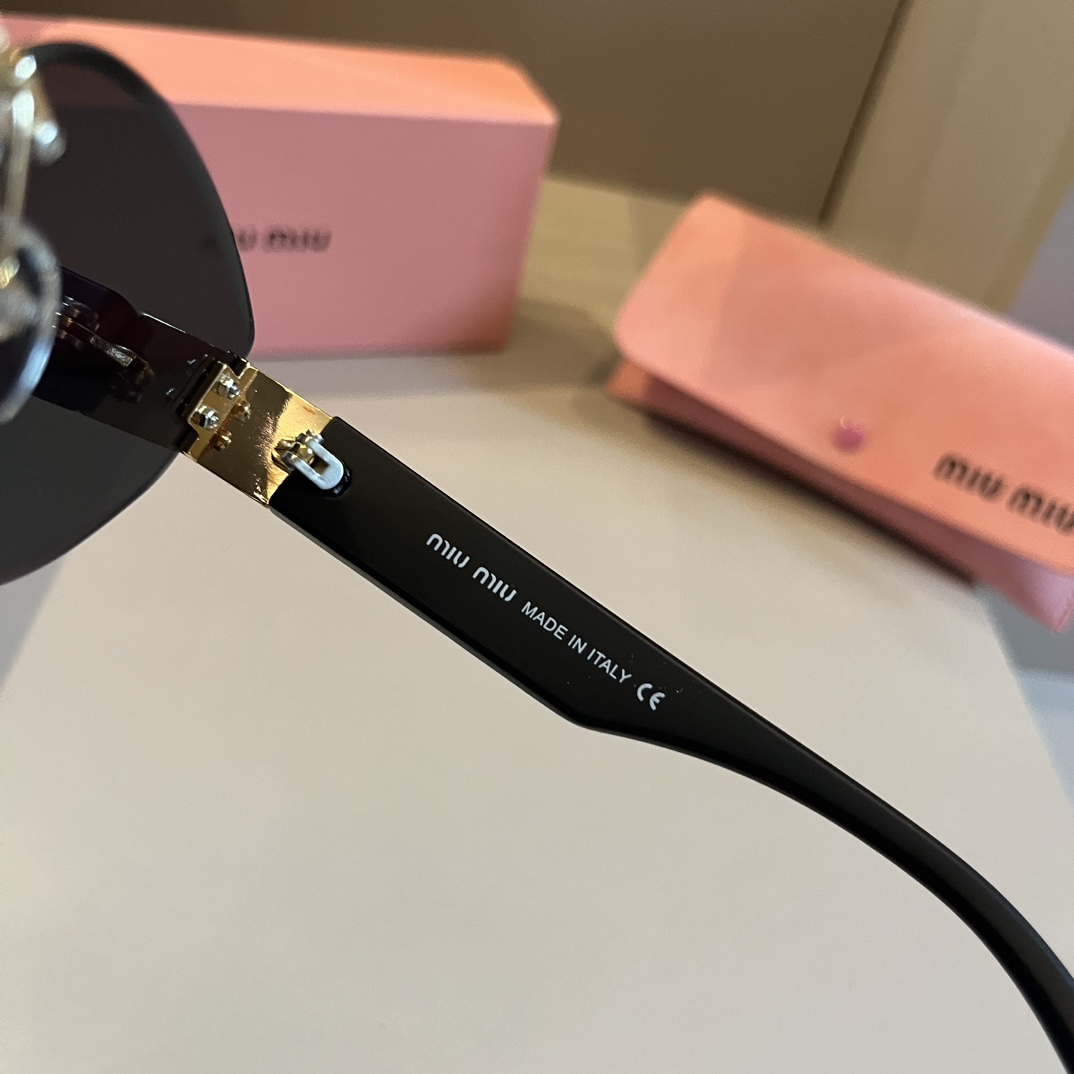MiuMiu- New frameless Sunglasses