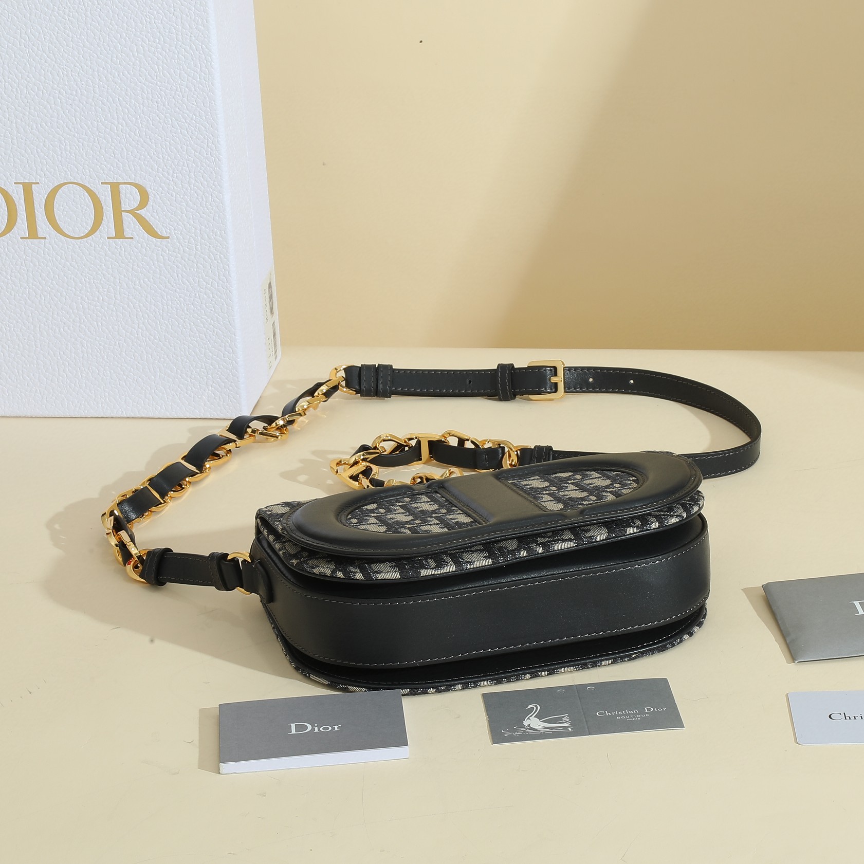 Dior-Signature