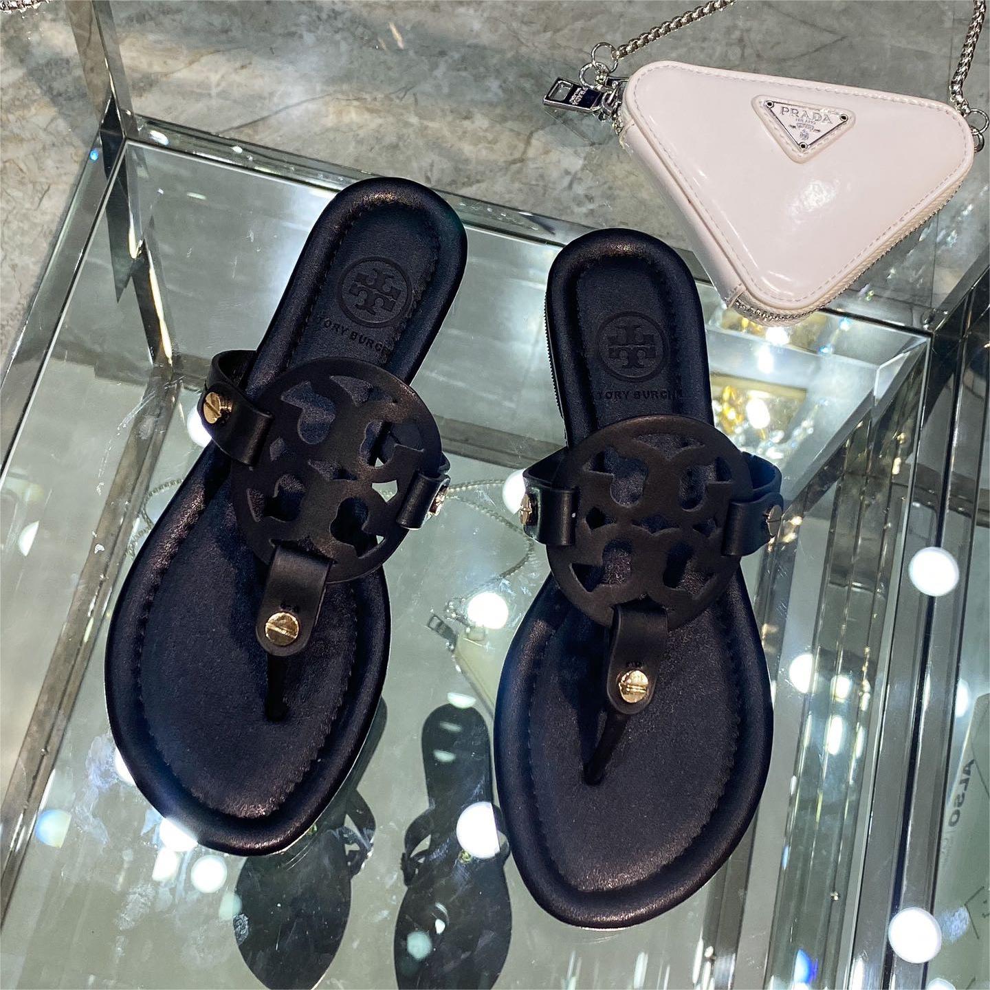 Tory Burch-Flat toed sandals