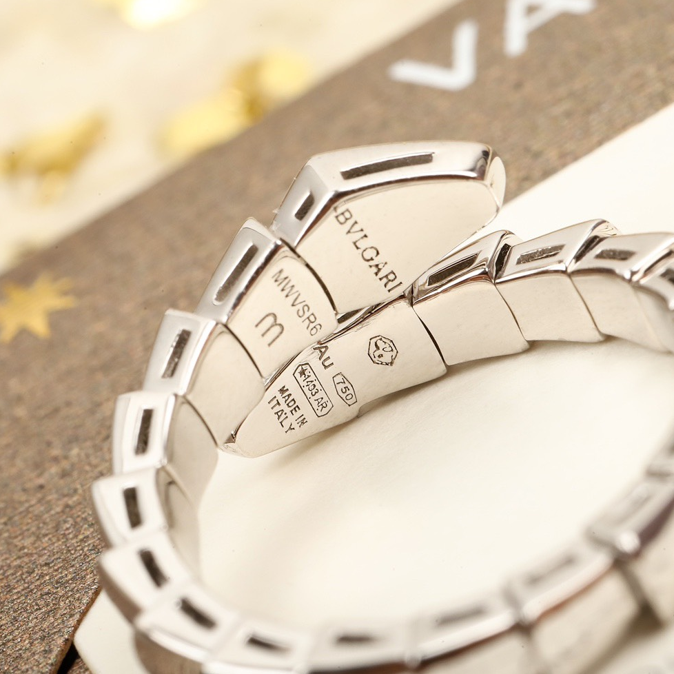 BVLGARI - SERPENTI Series Snake Shaped Ring