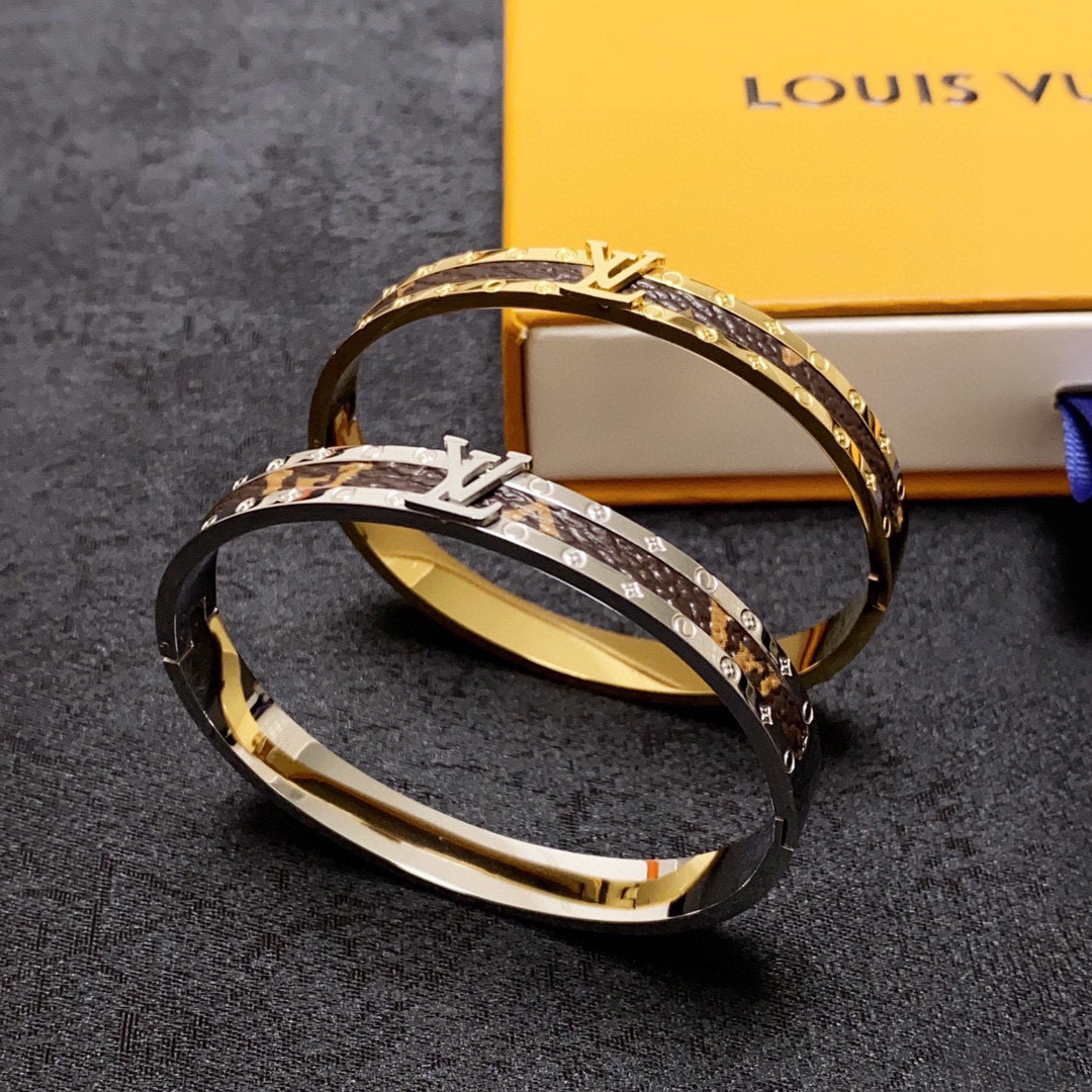 LV-Printed leather bracelet