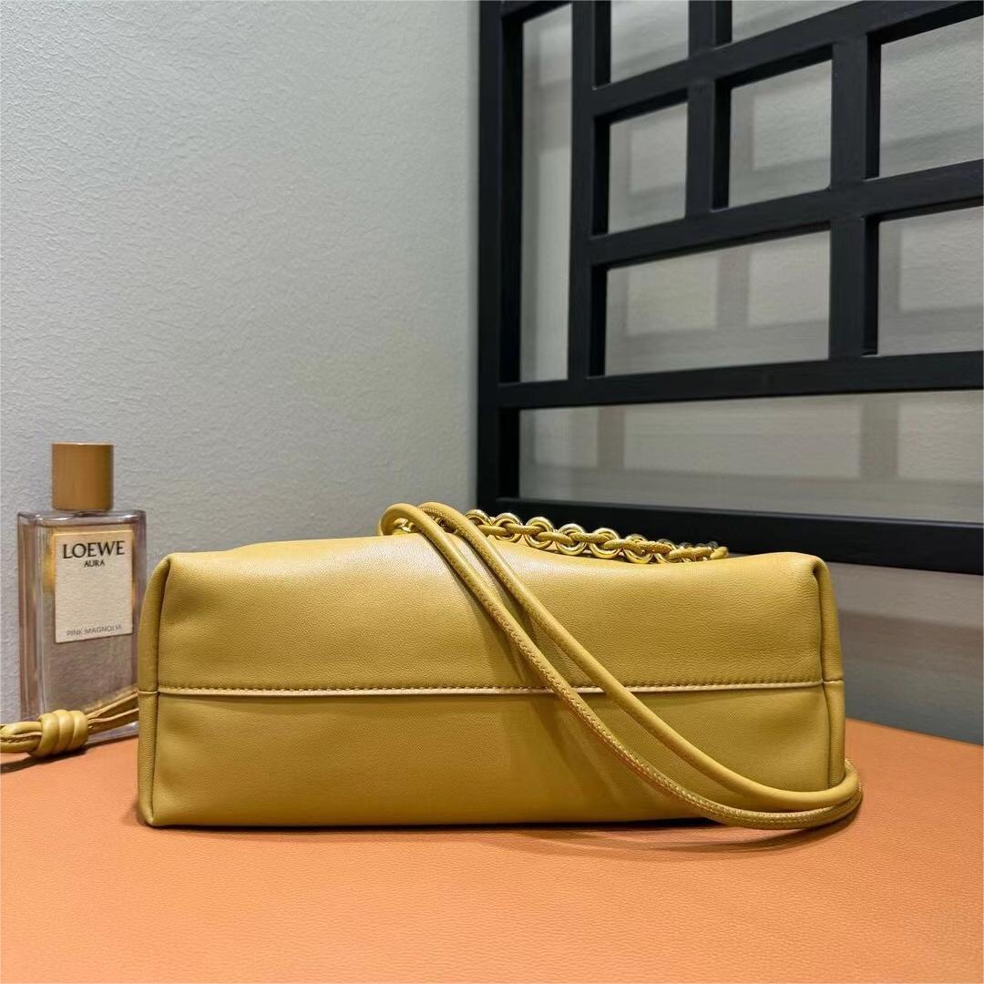 LOEWE-Flamenco purse