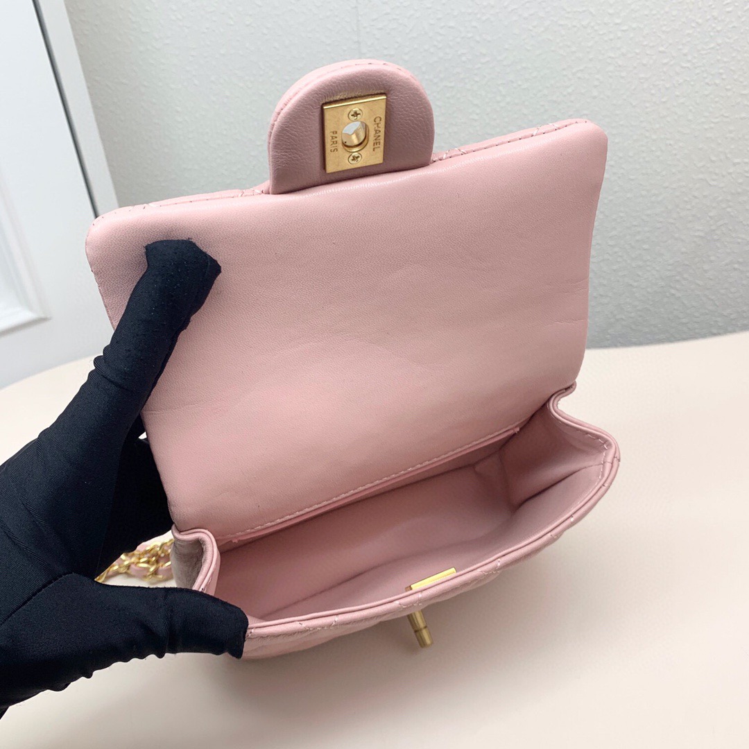 Chanel-Pearl mini handbag