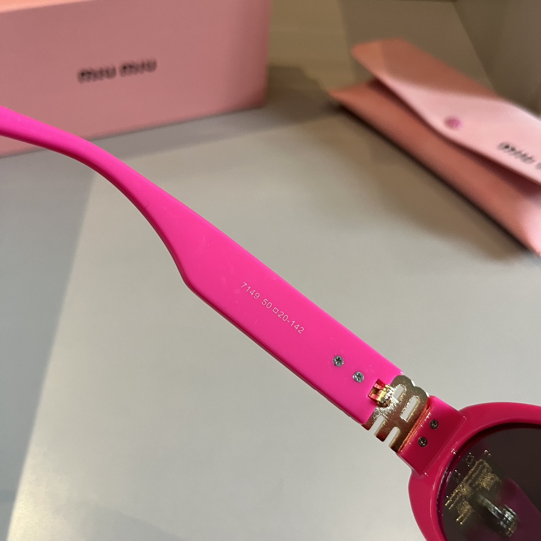 MIUMIU-Sweet Cool Style Cat Eye Sunglasses