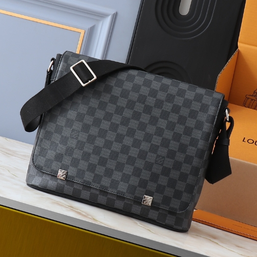 LV-Classic Checkered Postman Bag