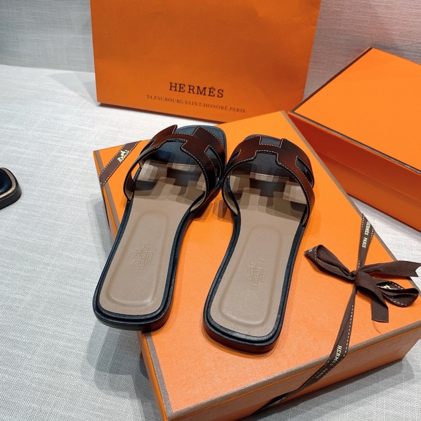 Hermès-leather slippers