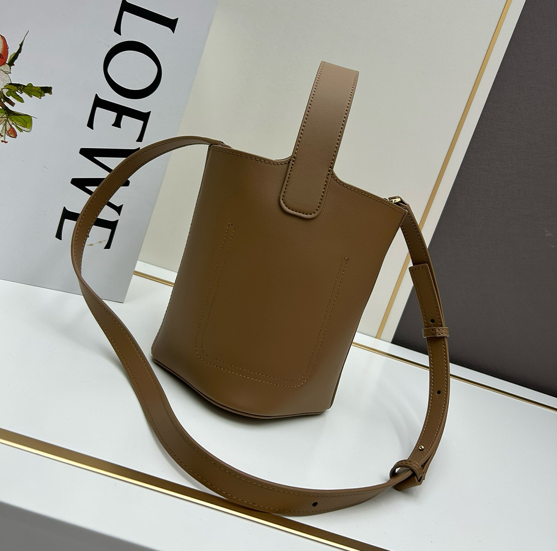 LOEWE-pebble bucket