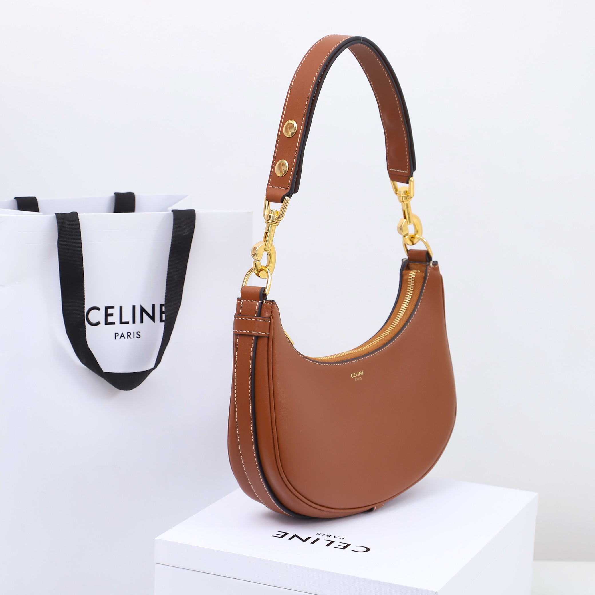 Celine-AVA Medium Smooth Leather Strap Handbag  Yellowish brown