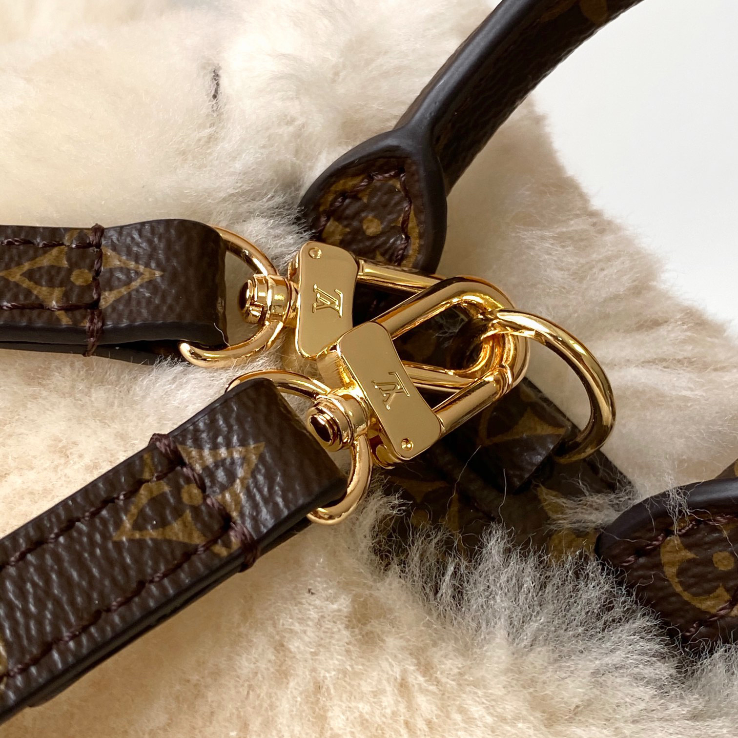 LV - SKI - Nano Teddy Removable and Adjustable Strap Shearling Backpack