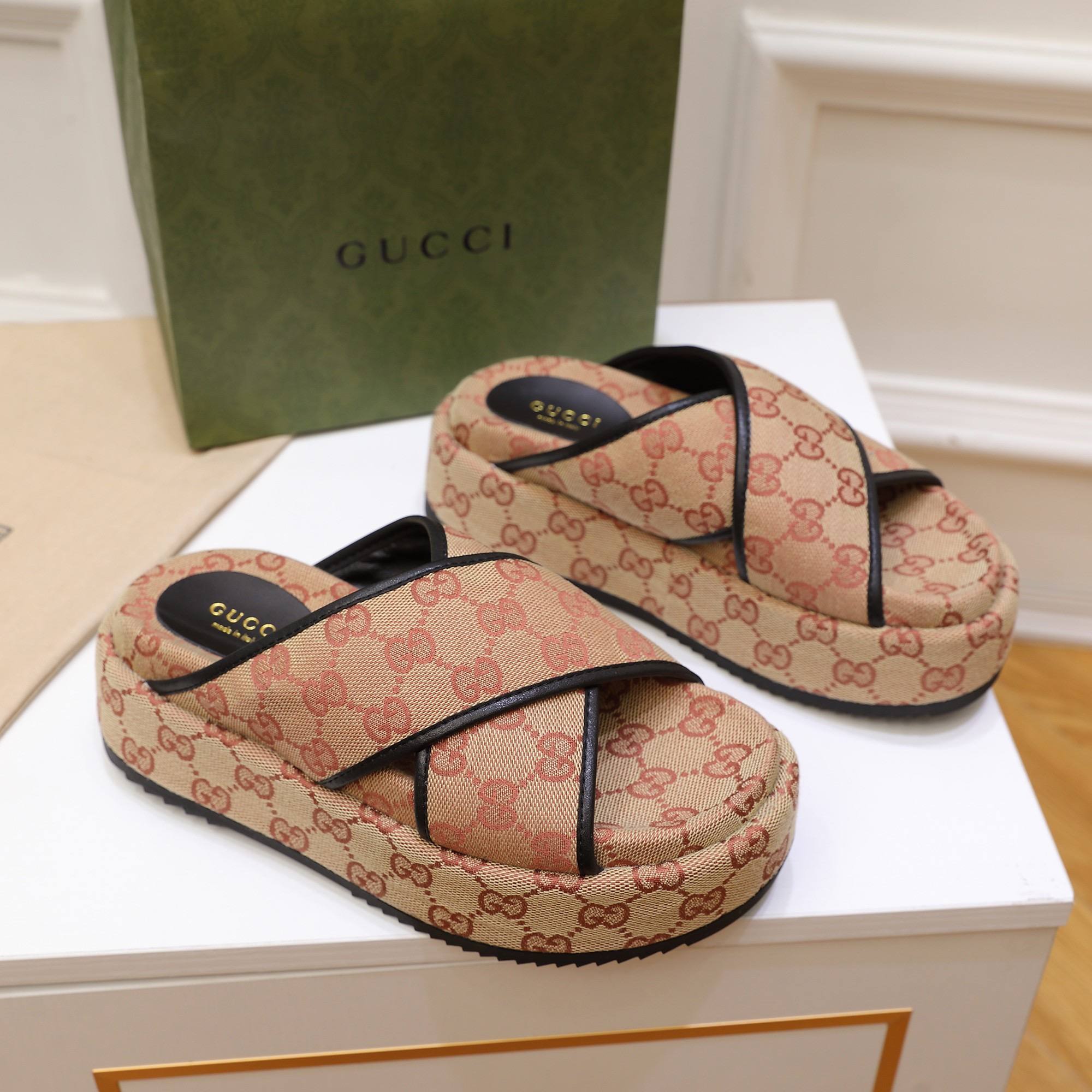 Gucci-Diamond diamond plaid height increasing Slippers