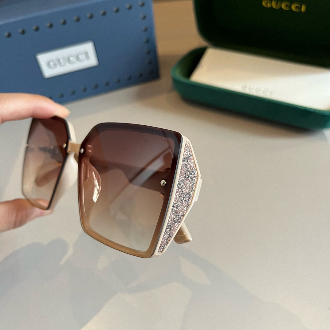 Gucci-new fashionable and versatile large box sunglasses