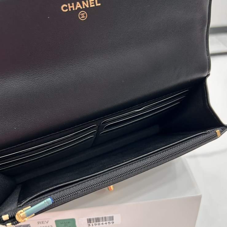 CHANEL- WOC 23B Pearl Handle Lambskin Shoulder Bag