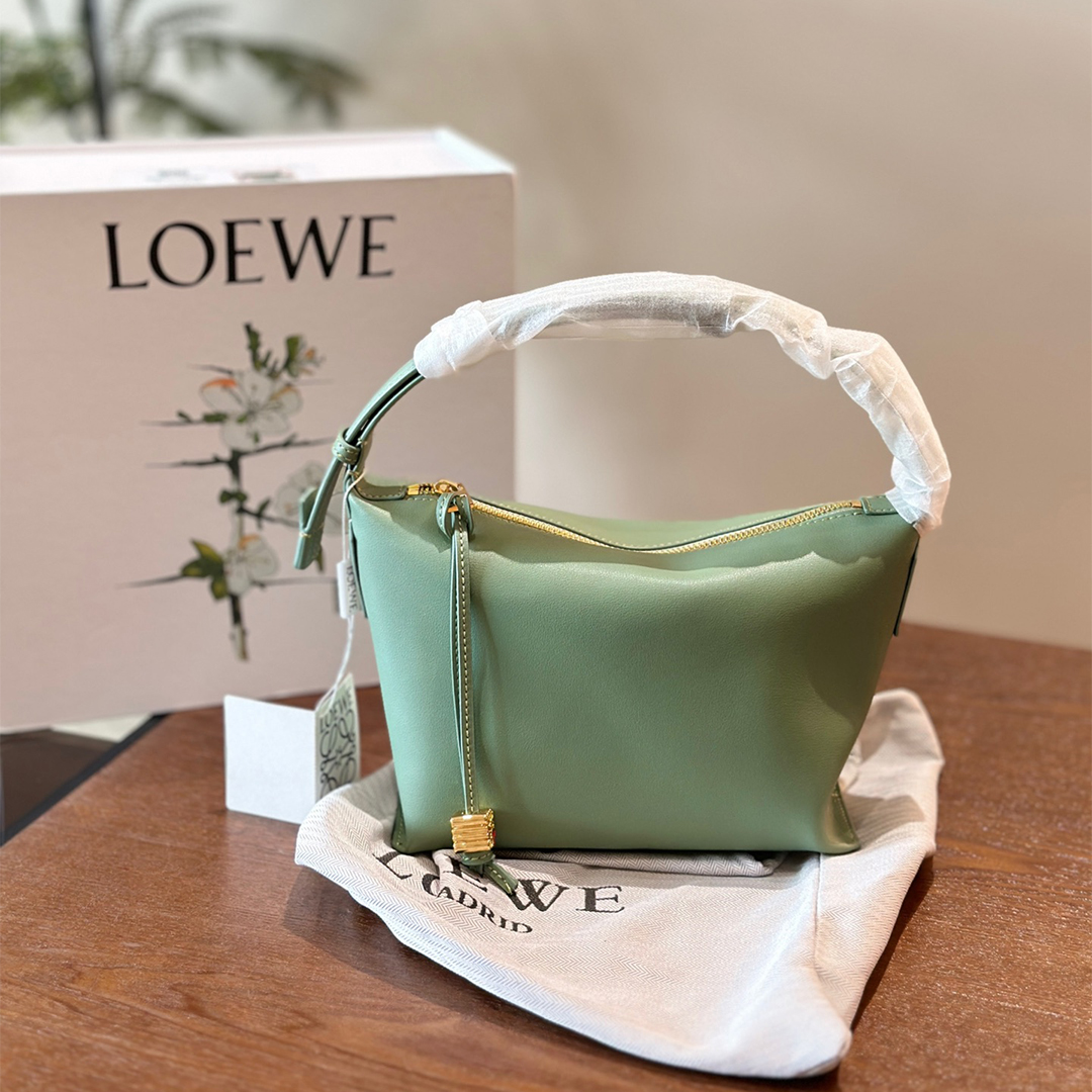 LOEWE-cubi