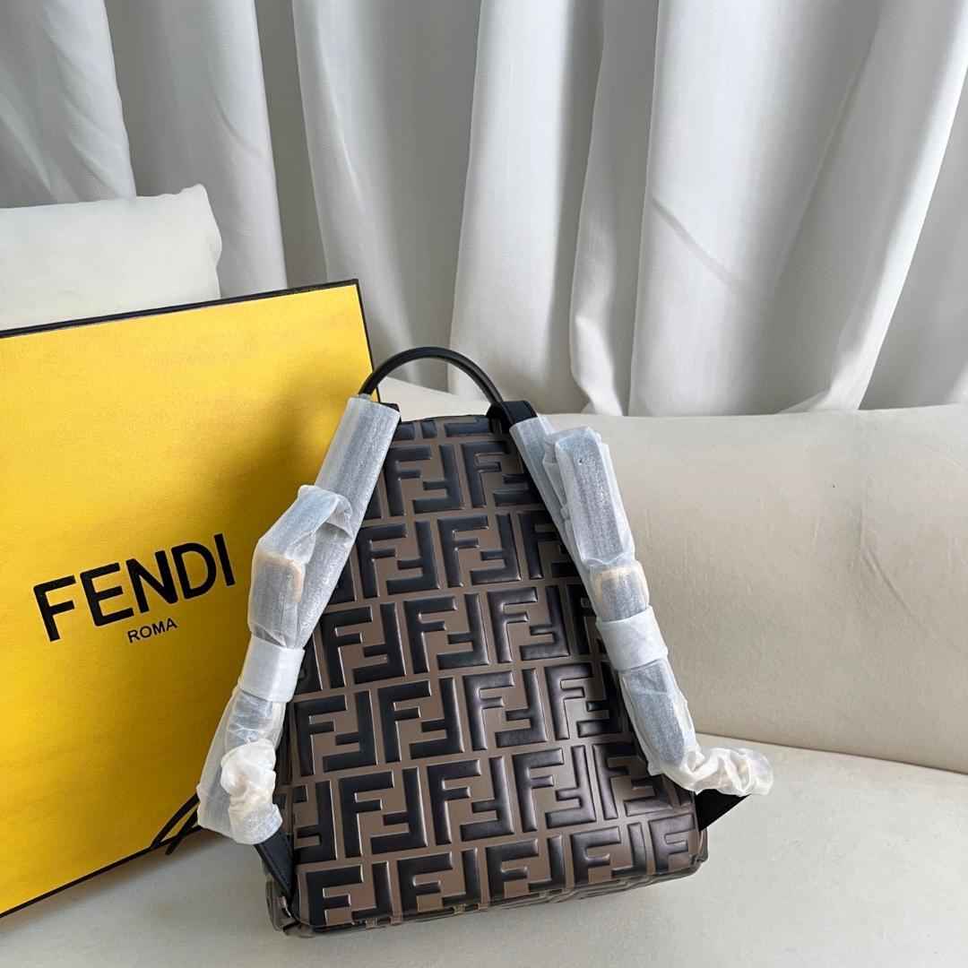 FENDI-FF embossing