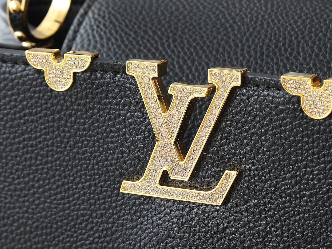 Louis Vuitton - LV Capucines Mini Bag Black
