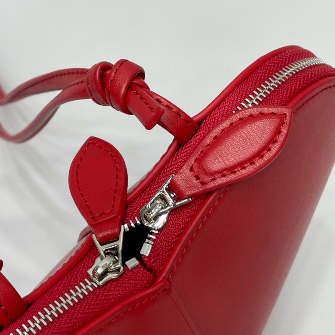 ALAIA- Coeur Bag Heart Red Handbag