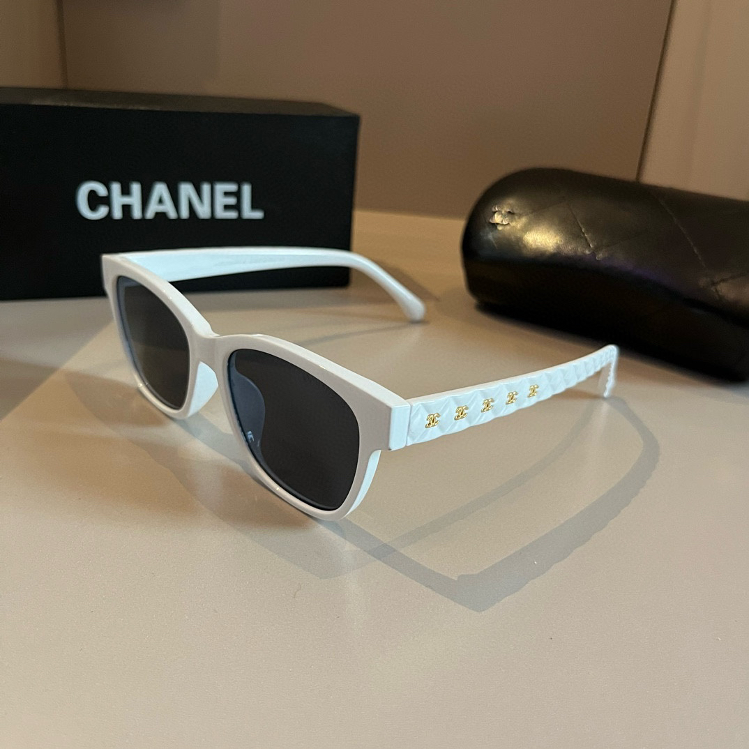 Chanel-2024 New Essential Sun Sunglasses for Travel