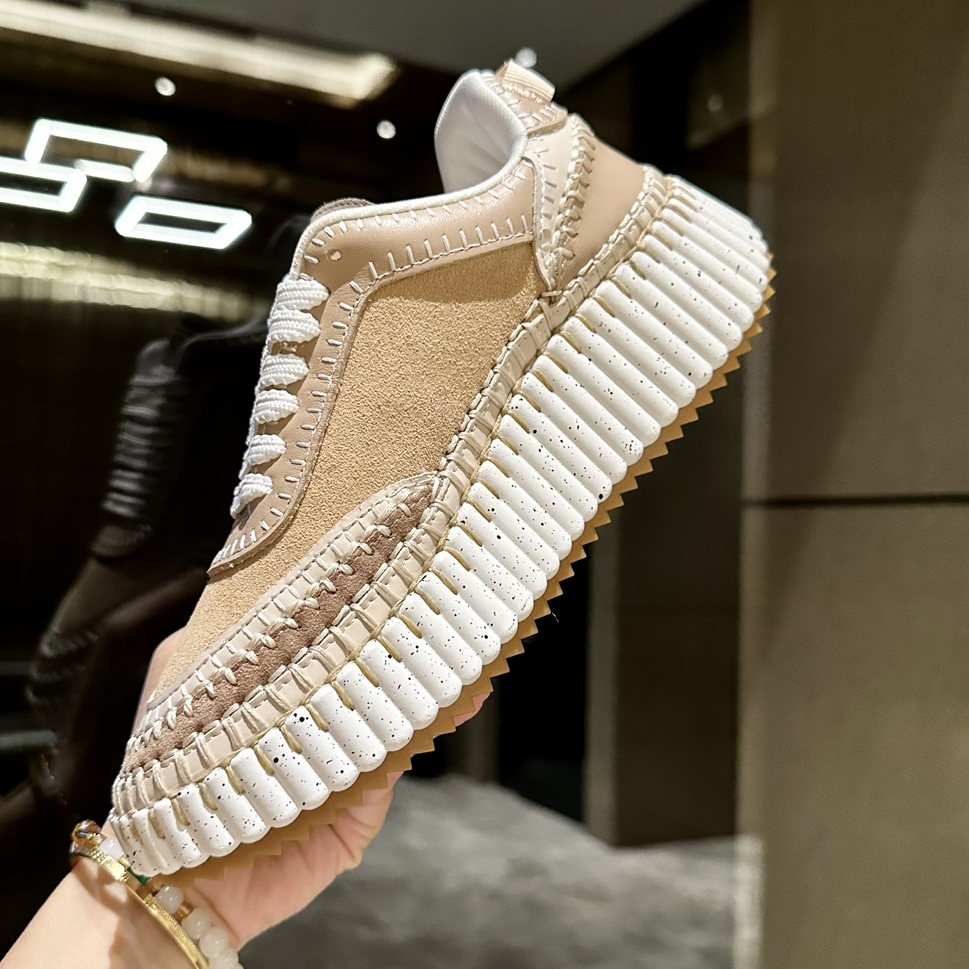 Chloe - Nama Leather Round Toe Lifestyle Shoes