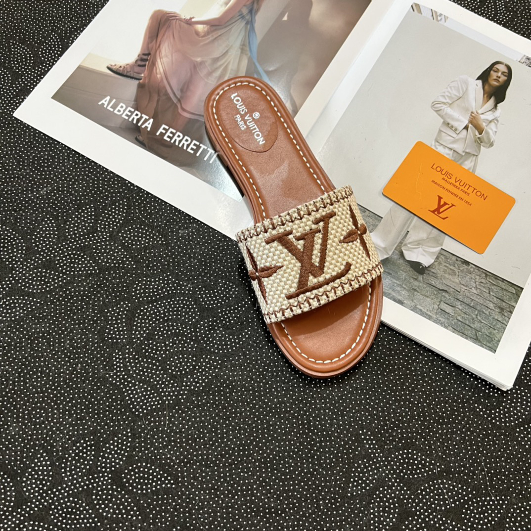 LV-Classic embroidery flat bottomed mop in early spring