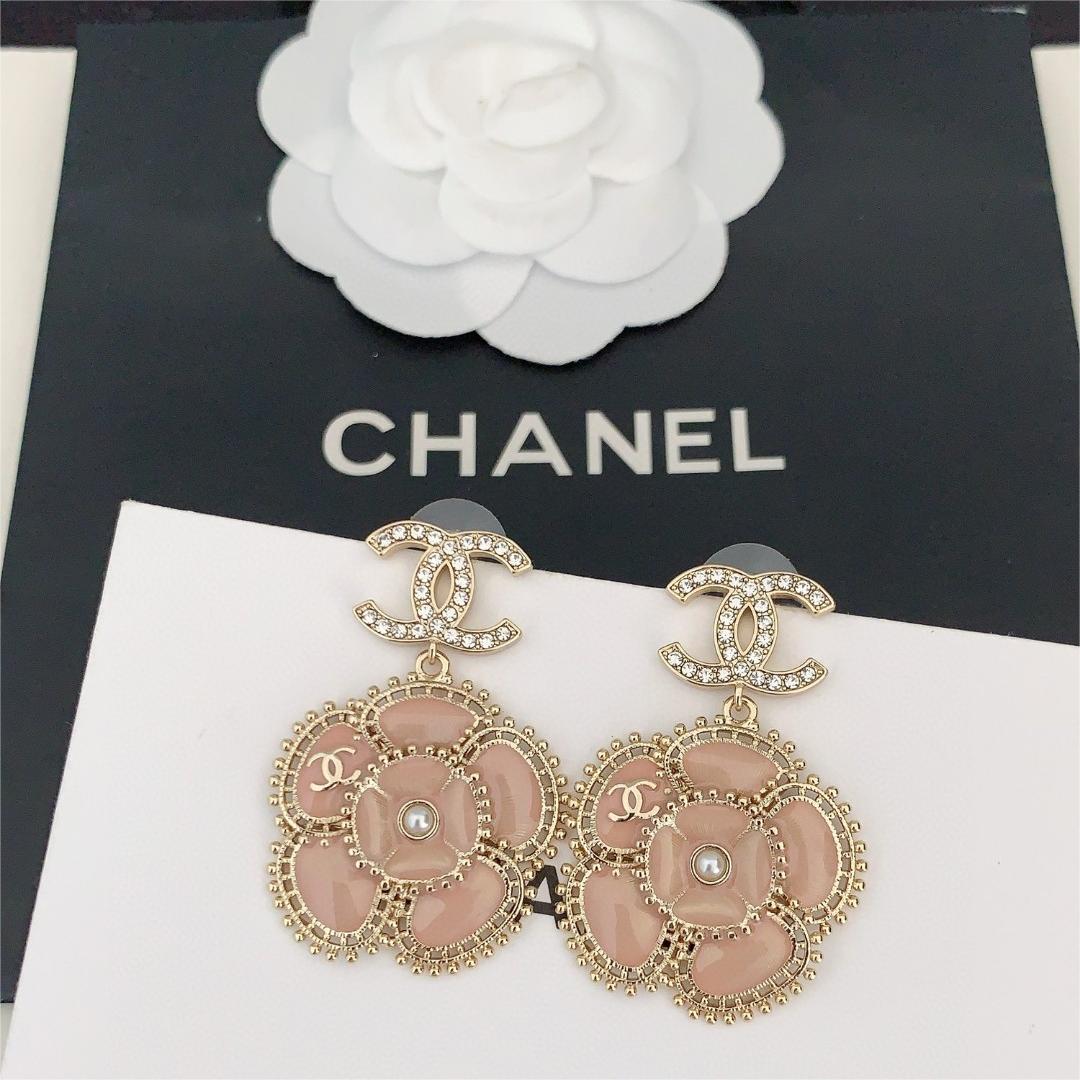 Chanel-Pink large flower earrings