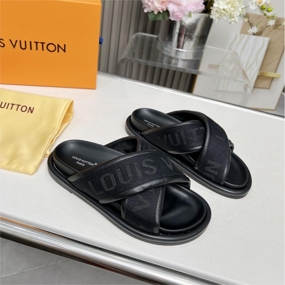 LV-Spring and summer new slippers