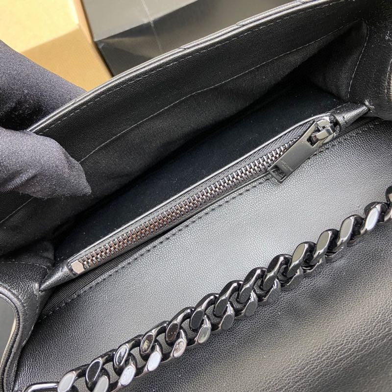 YSL-diamond patterned single chain crossbody bag