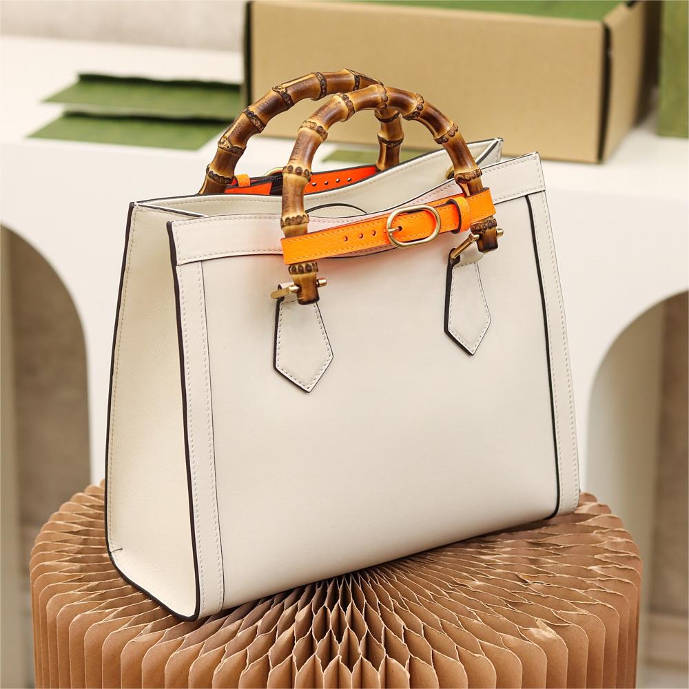 Gucci-Diana Bamboo Knot Tote Bag