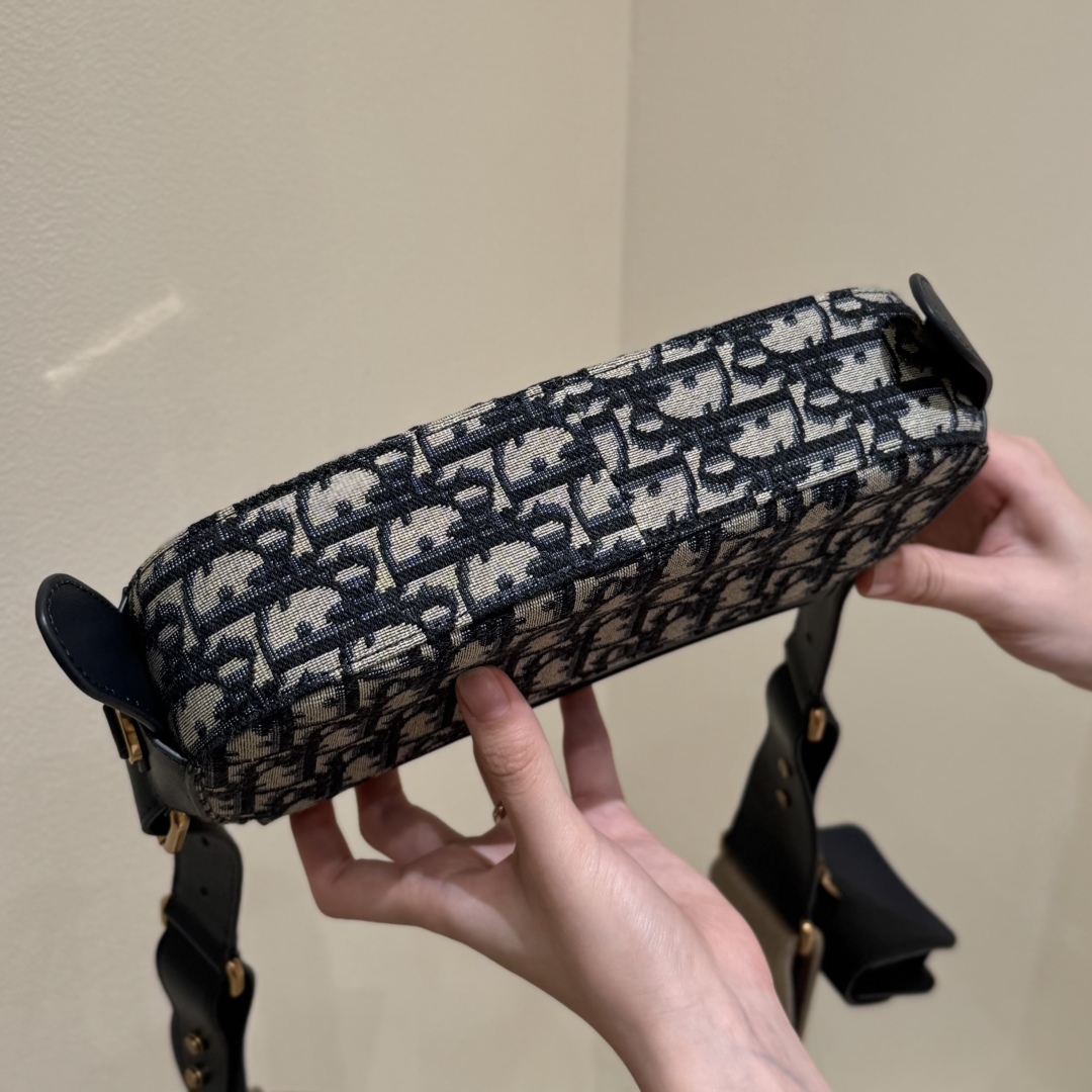 Dior - Small Streetchic Bag