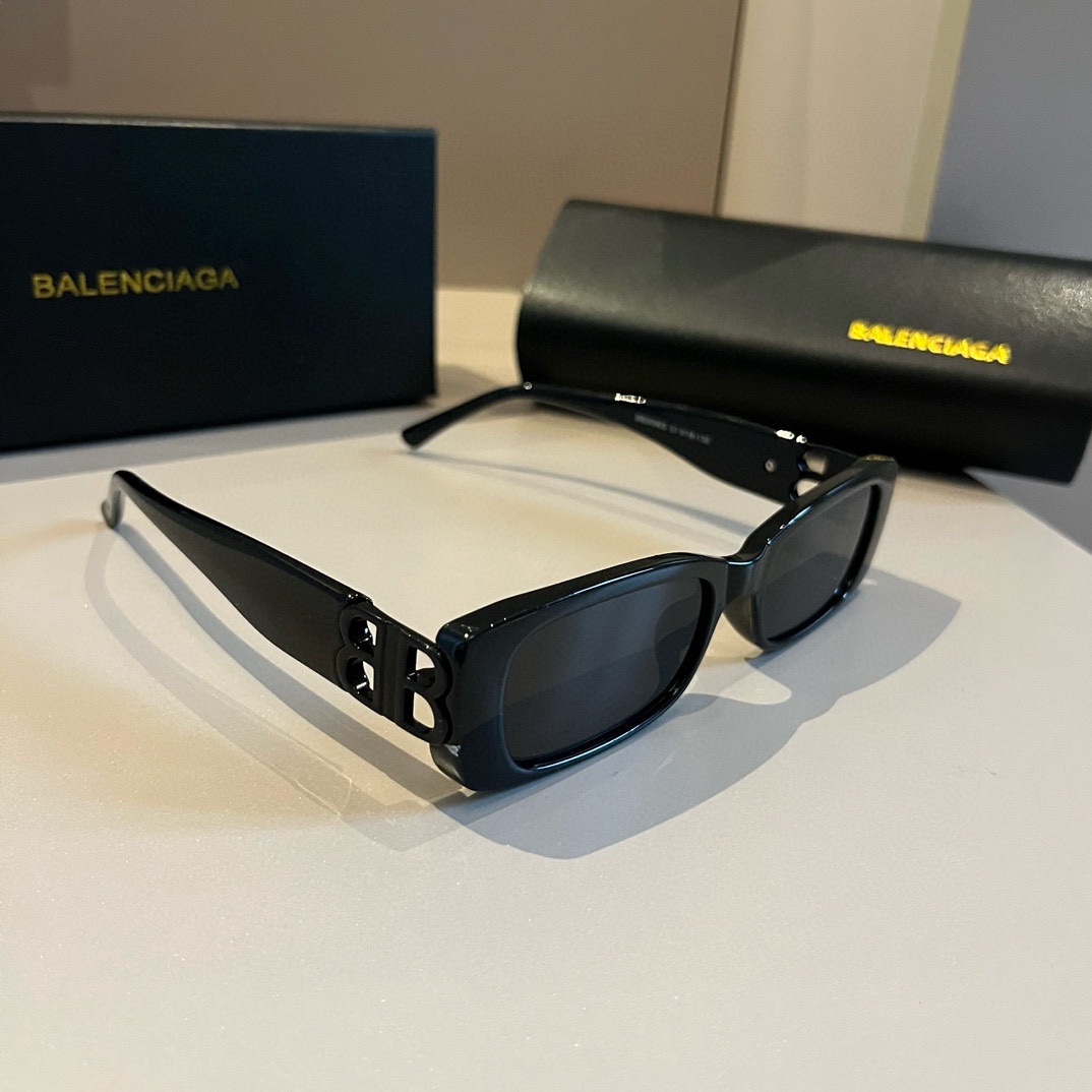 Balenciaga-Retro flat frame leaf shaped Sunglasses