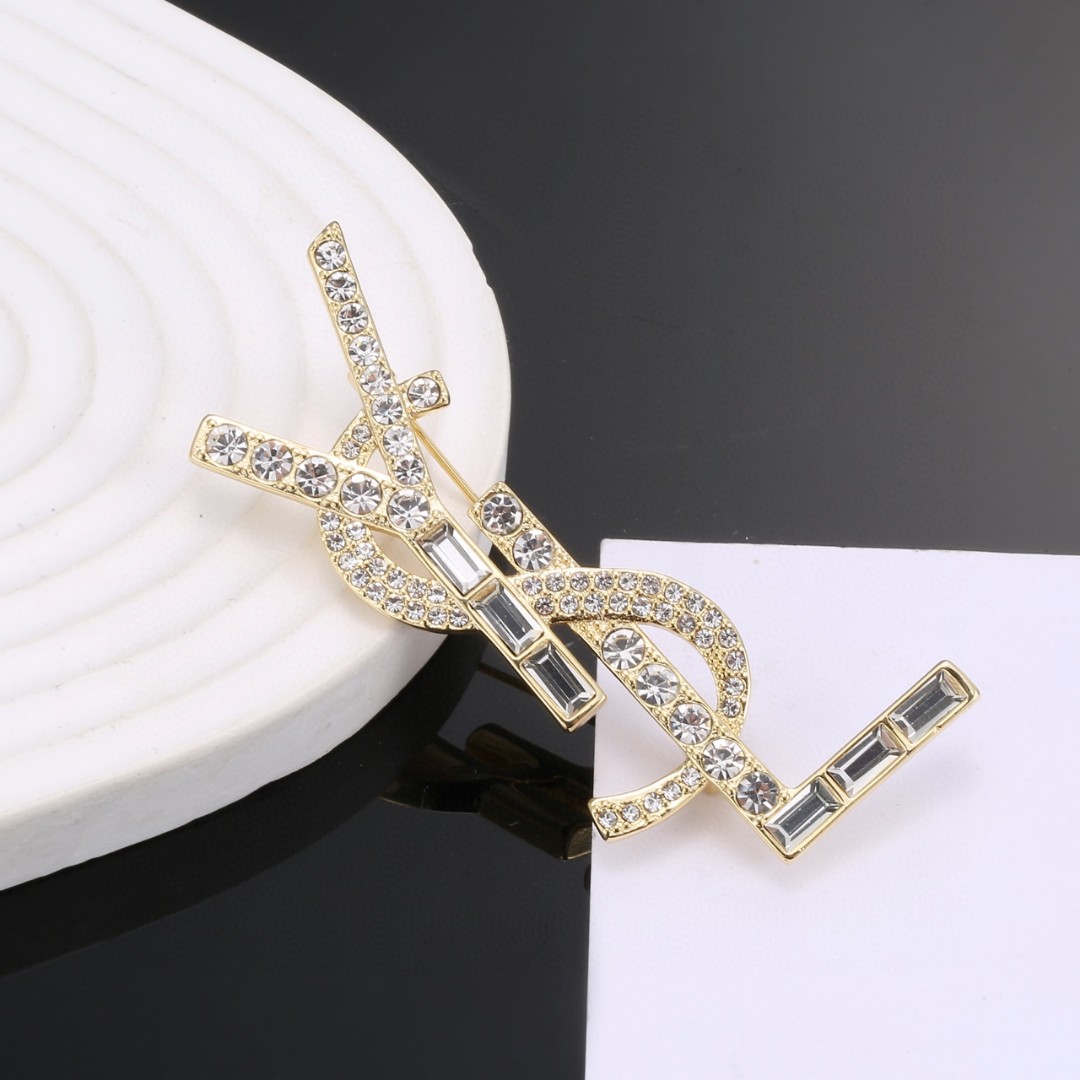 YSL-Diamond studded letter brooch
