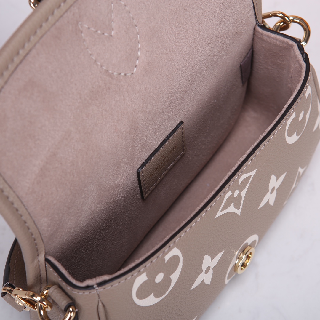 LV-NANO DIANE Apricot Handbag