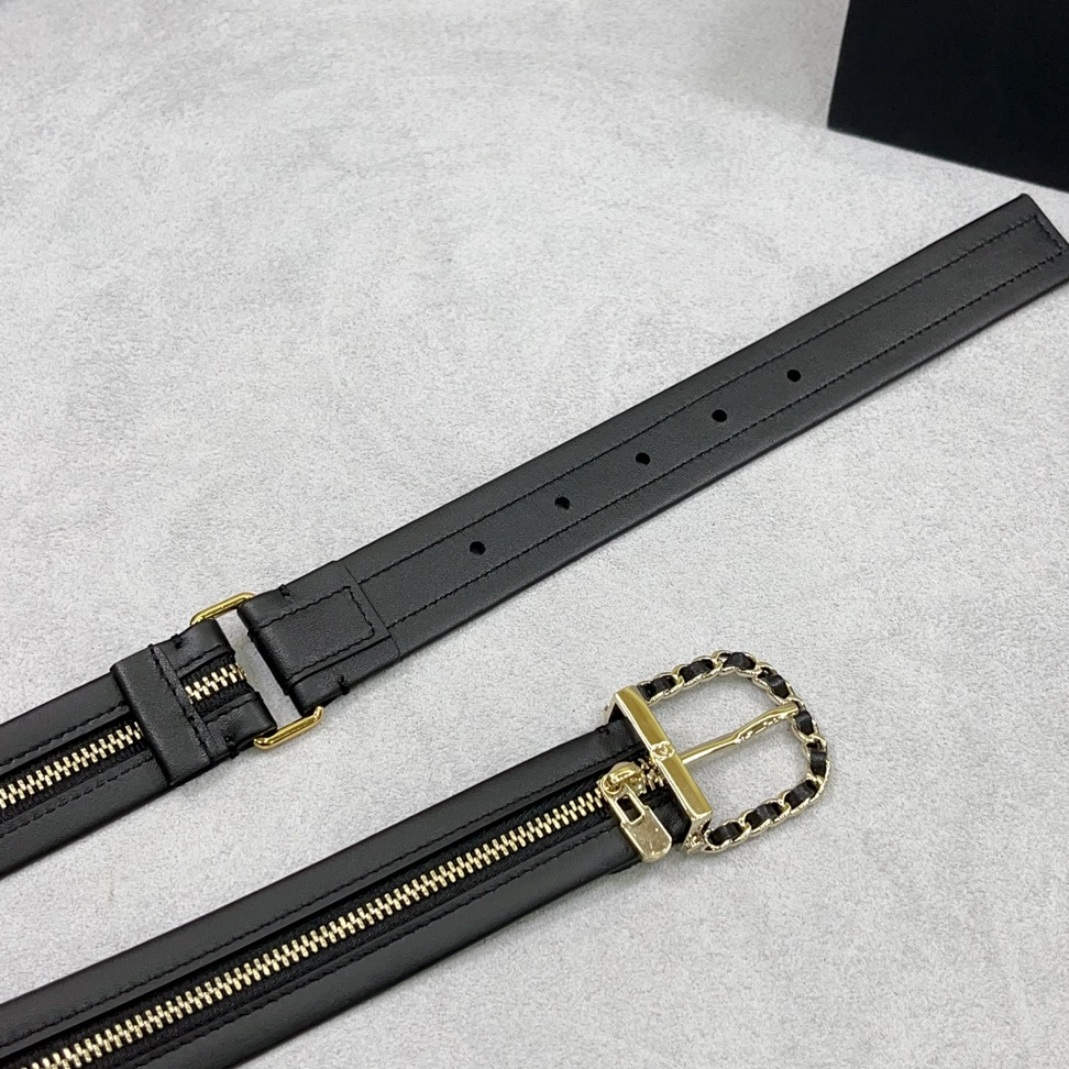 Chanel - Cowhide Zipper Belt