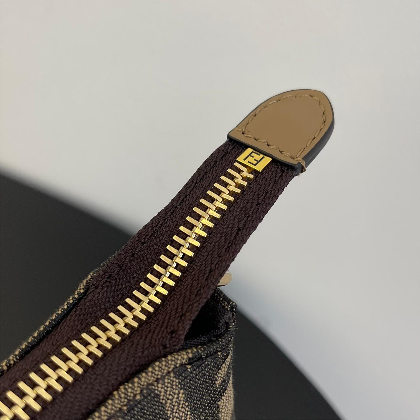 Fendi-Classic Old Flower Mahjong Bun