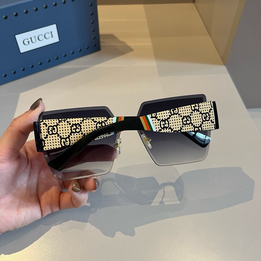 Gucci-unisex large boxy fashion sunglasses