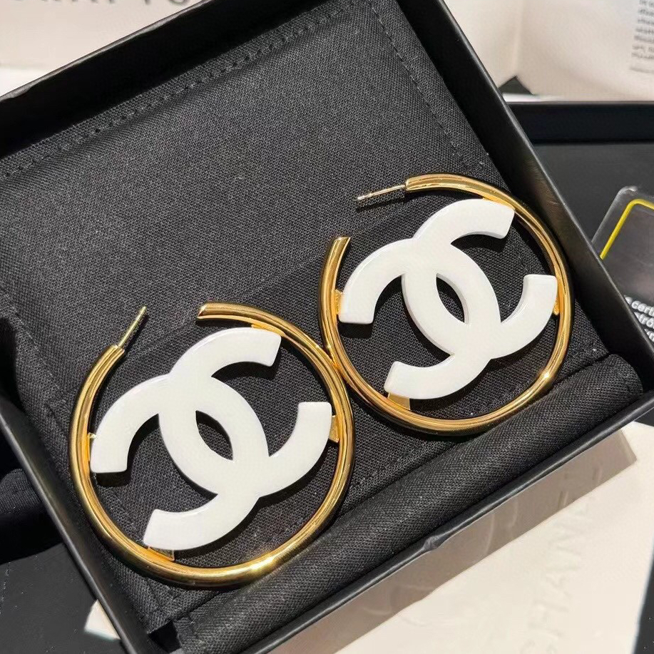 CHANEL - Logo Letter Ring Earrings
