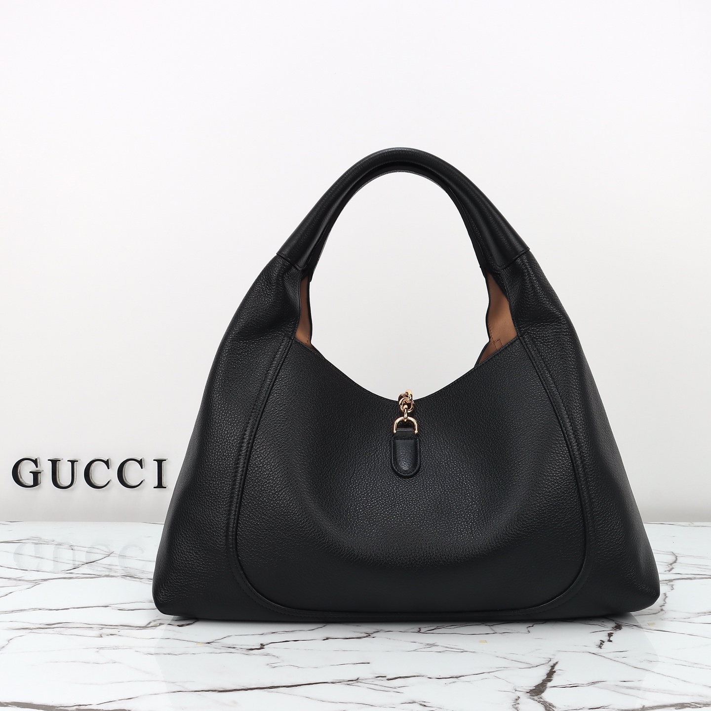 Gucci- Softbit series semi horseneck buckle leather bag