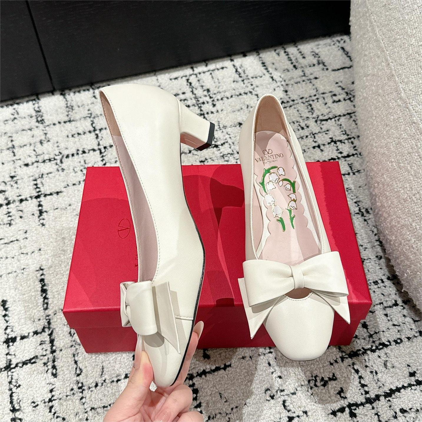 valentino-Early spring three-dimensional hollow bow block heels shoes