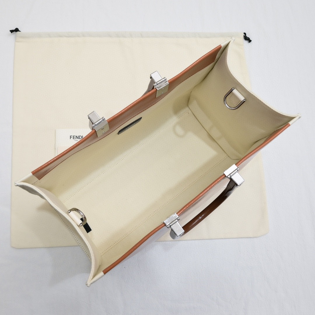 FENDI-Sunshine Medium Handbag