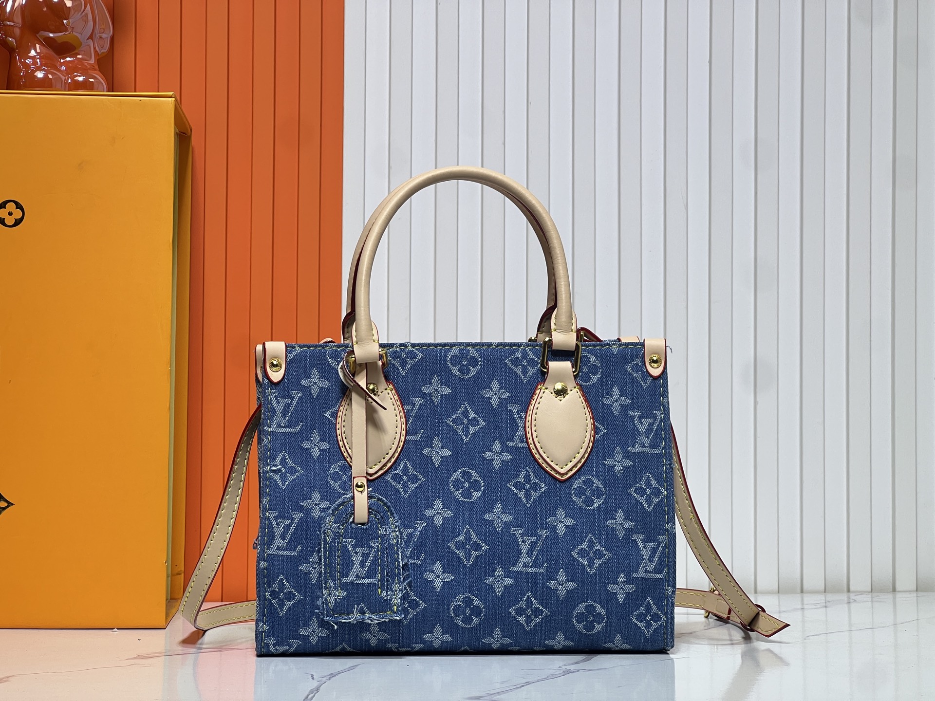 LOUIS VUITTON - LV ONTHEGO PM Blue denim Shoulder Crossbody Handbag blue