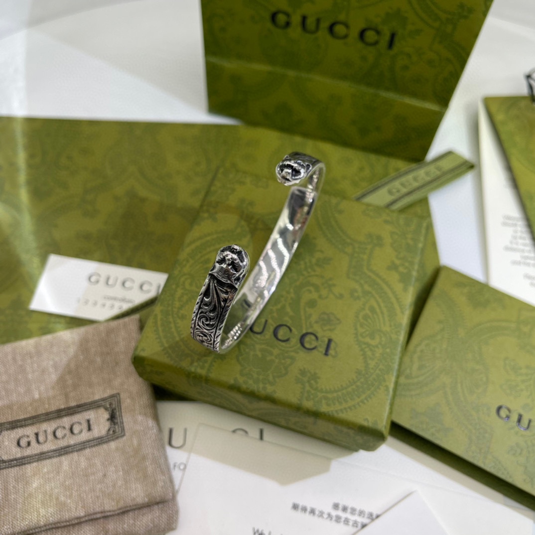 GUCCI-Tiger Head Silver Bracelet