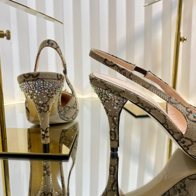 Gucci-Horseshoe Buckle High Heeled Sandals