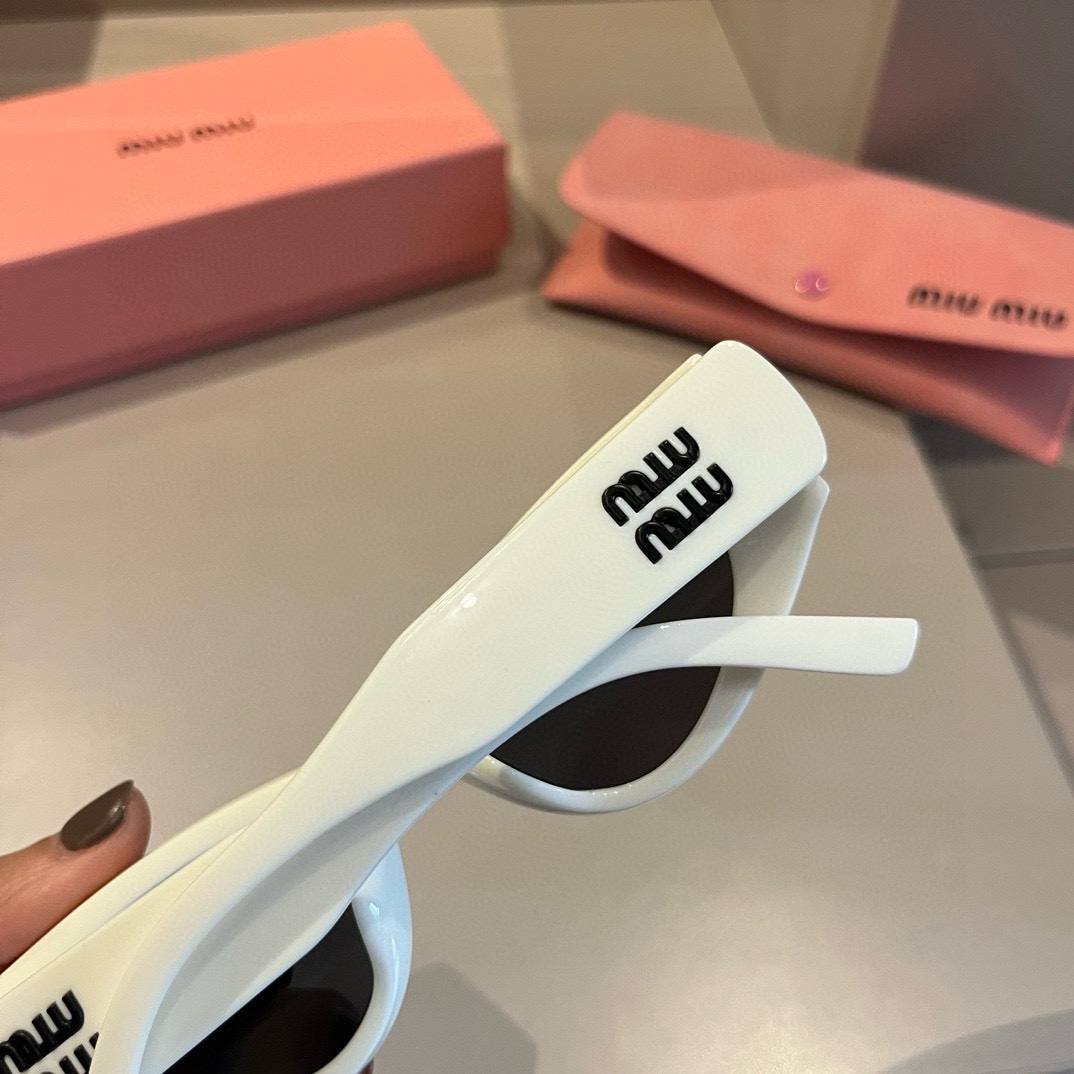 MiuMiu-2024 new side logo cat eye sunglasses