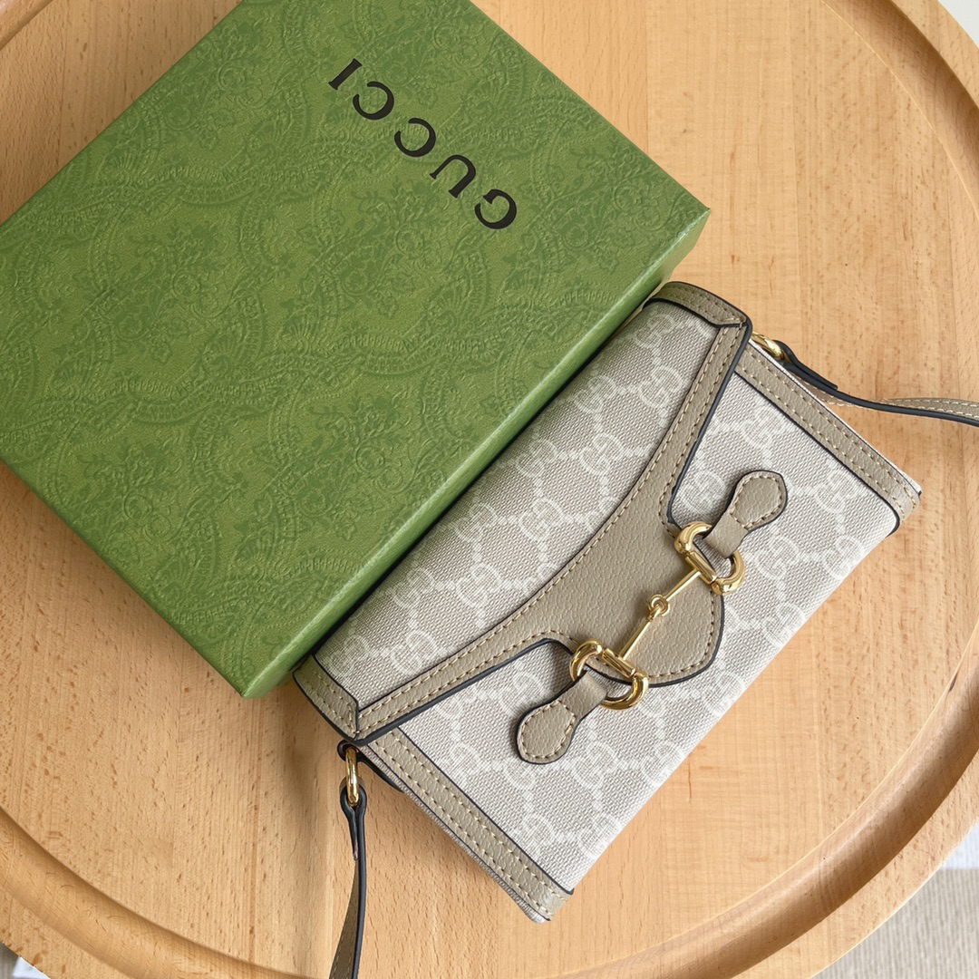GUCCI-GG Horsebit 1955 Horizontal Saddle Bag
