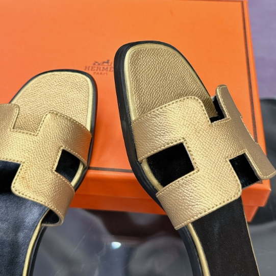 HERMES-Classic Flat Bottomed H Beach Sandals