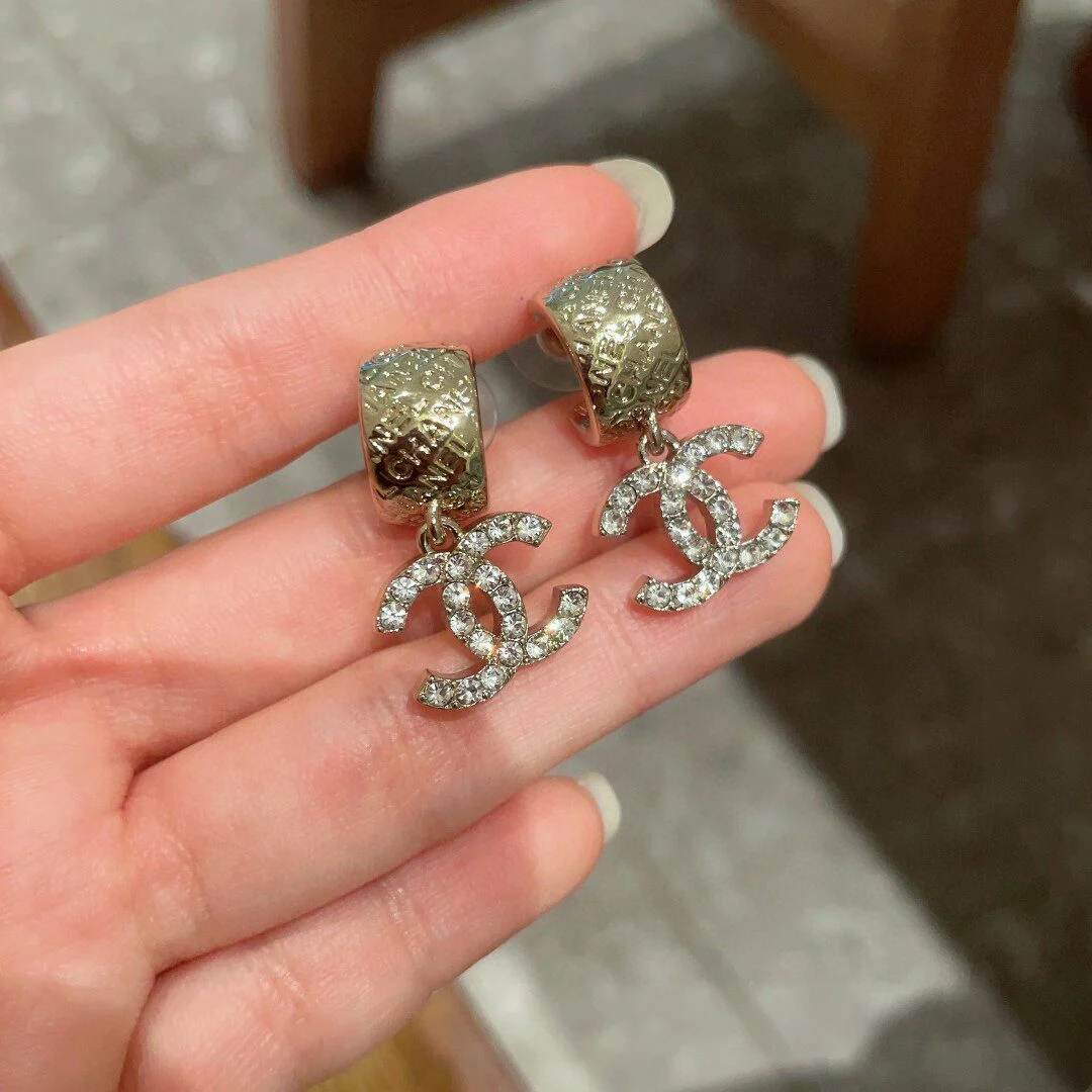 Chanel - Moonlight Gilt