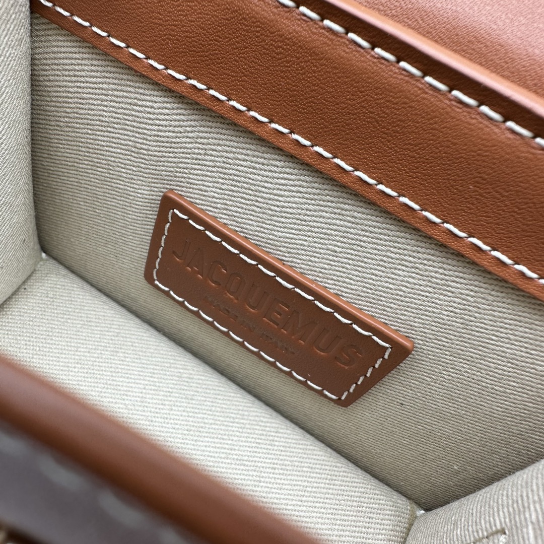 Jacquemus-Mini Handheld Lipstick Bag